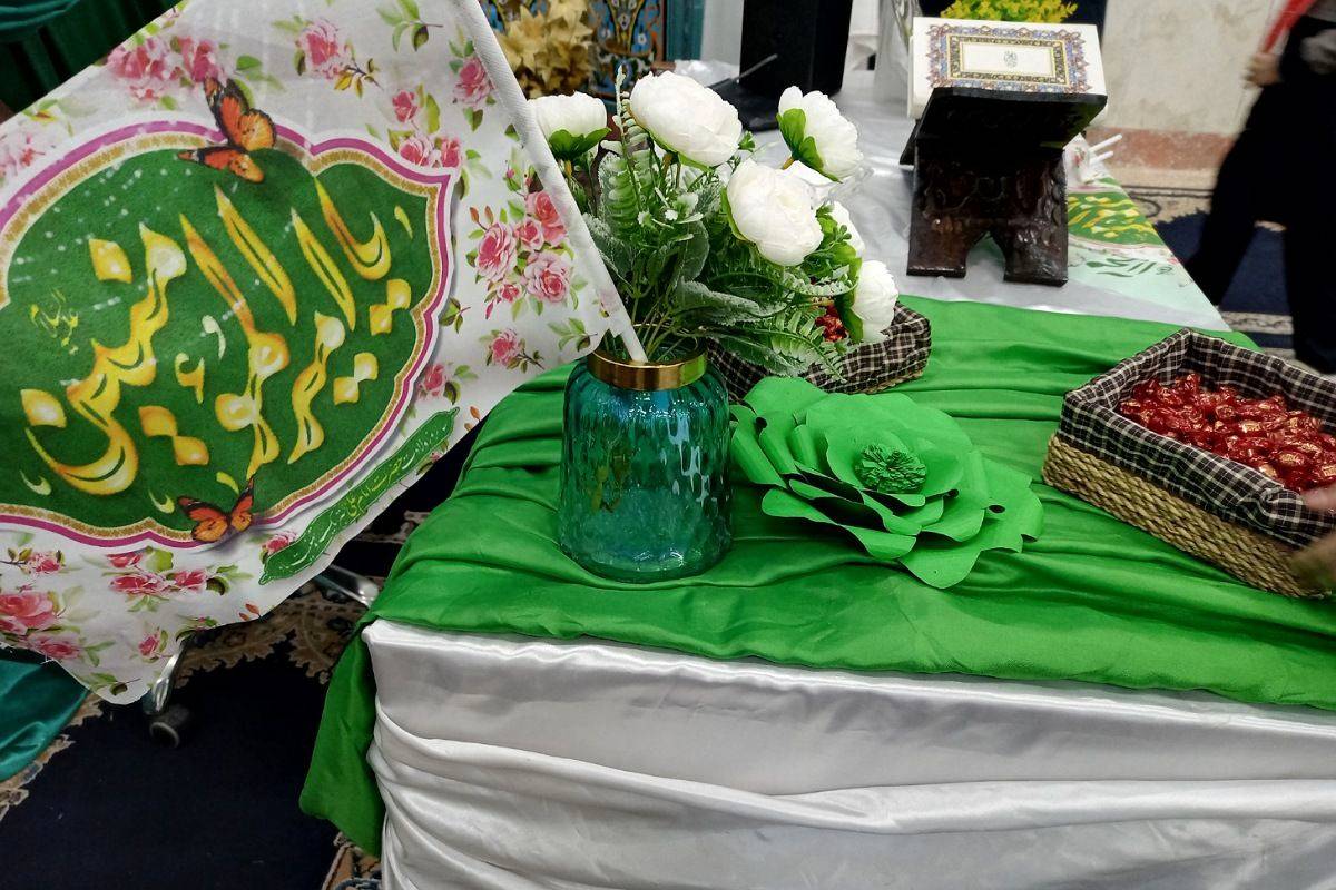 جشن ولادت امام علی(ع) در مدرسه شهید آقچه‌لو رباط‌کریم