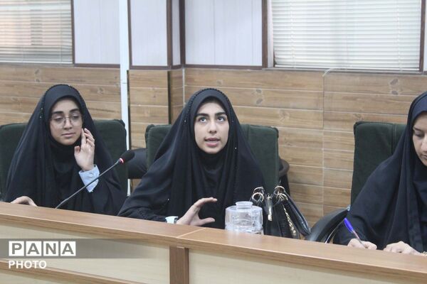 چهاردهمین نشست شورای برنامه ریزی سازمان دانش آموزی استان قم