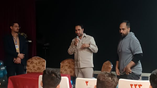 پخش و نقد فیلم در اردوگاه شهید باهنر تهران در اردوی ملی پسران مسئله محور پانا