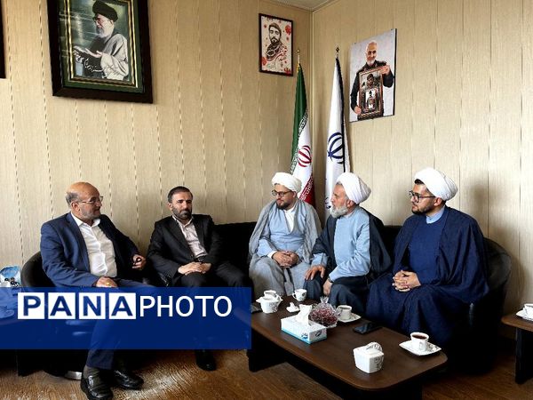 بازدید دبیرکل اتحادیه انجمن‌های اسلامی از عملکرد اتحادیه انجمن‌های اسلامی استان قزوین 