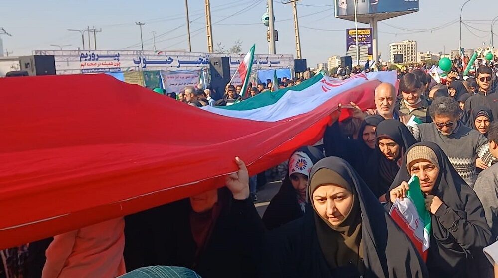 همبستگی و اقتدار خوزستانی‌ها در راهپیمایی 22 بهمن