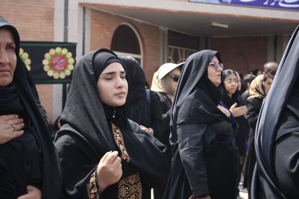 حضور حماسی مردم گچساران در عاشورای حسینی