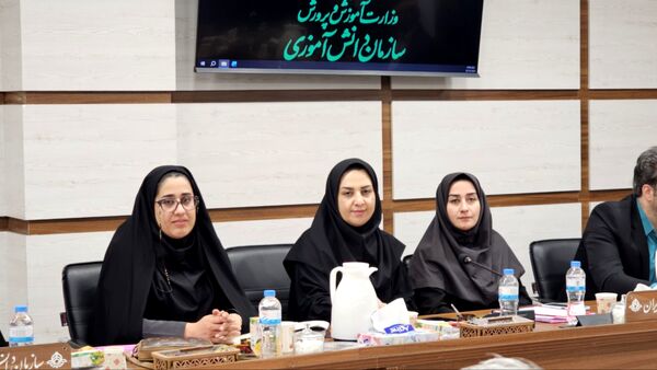 جلسه توسعه فعالیت‌های تربیتی و فرهنگی در گلستان