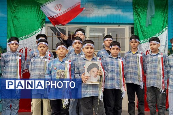 مدارس اسلامشهر یکصدا در جشن انقلاب 
