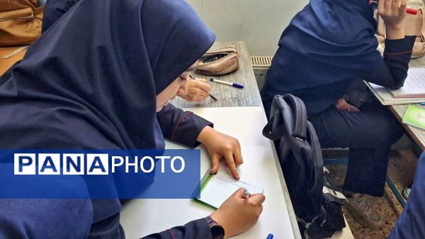 آموزش حفاظت از منابع طبیعی در دبیرستان حضرت زهرا (س) اشتهارد