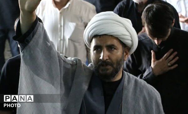 آیین عبادی وسیاسی نماز جمعه مردم محمدشهر کرج
