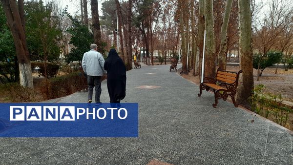 باران یزد؛ نوازشی بر پوست خاکی شهر و لبخندی بر لبان رهگذران