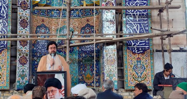 حضور با شکوه مردم شهر نسر و رباطسنگ در نماز عید سعید فطر 