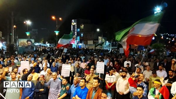 حضور مردم شریف کوهدشت در یکصدمین شب از شب های مقاومت ‌