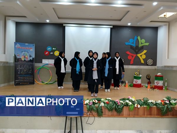 برگزاری المپیاد درون مدرسه ای در دبیرستان مهشید مصلی نژاد 