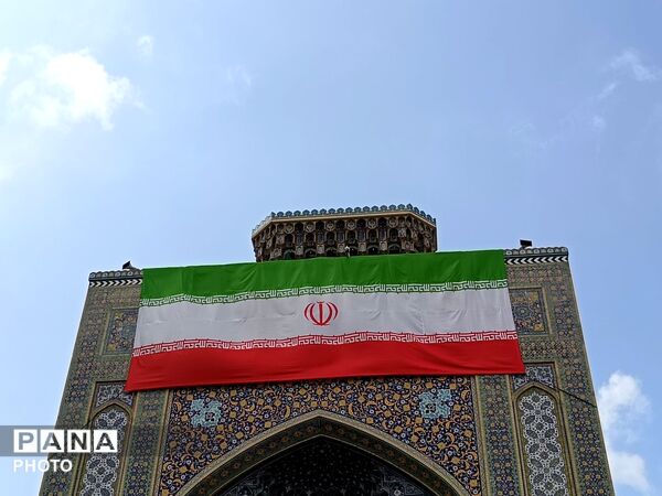 حرم ضامن آهو در آغازین روز دهه کرامت