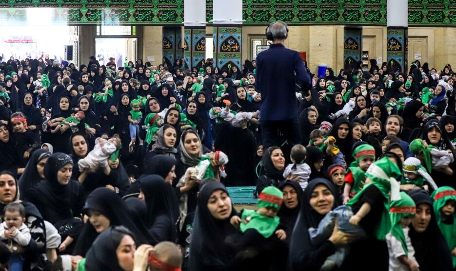 مراسم بین المللی شیرخوارگان حسینی به یاد «زهرا کوچولو» 