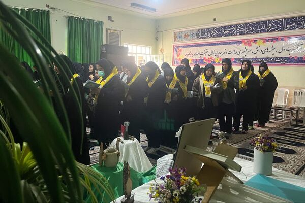 برگزاری مراسم یادواره شهدا در آموزشگاه شاهد 16