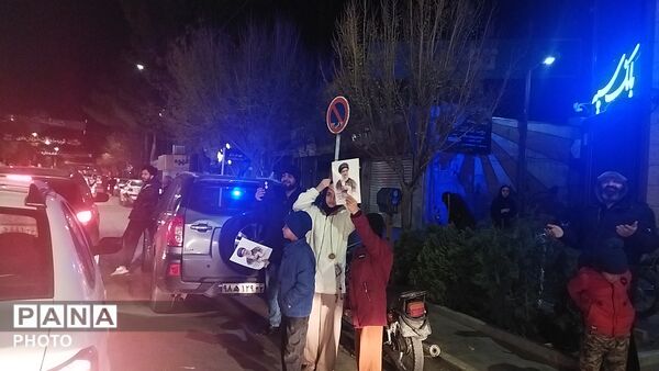 حضور گسترده مردم نیشابور برای بیعت با سید مجتبی حسینی خامنه ای 