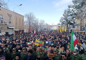 راهپیمایی ۲۲ بهمن در نیشابور