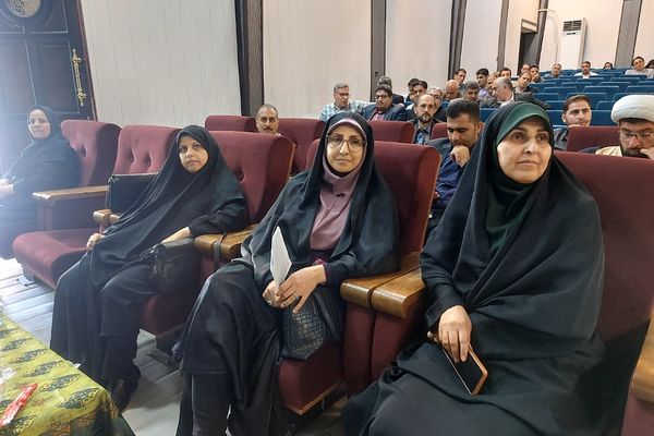 جلسه عمومی مدیران مدارس منطقه کهریزک 