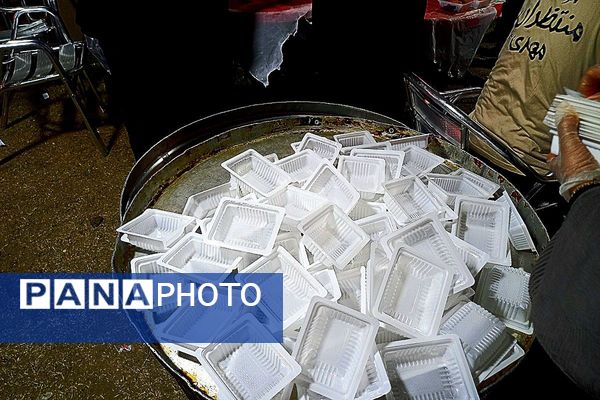 انفجار شور حسینی در قلب تهران؛ نوجوانان میدان آزادی را عاشورایی کردند