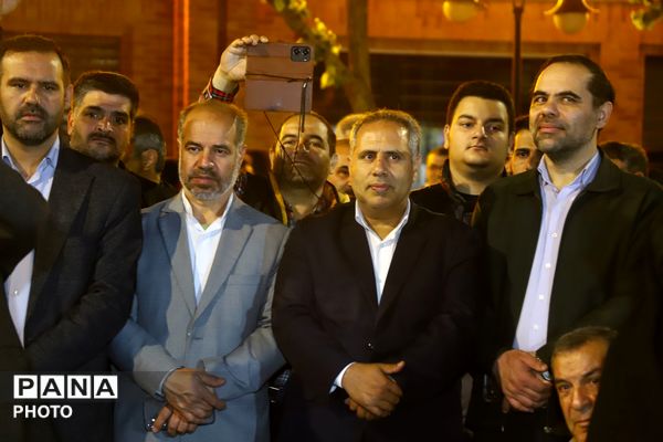همبستگی «آموزش و پرورش ناحیه ۵ تبریز» در گرامیداشت یاد رهبر شهید
