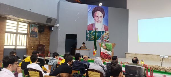 از نیمکت تا سنگر؛ قصه‌ پرواز نوجوانان عاشق