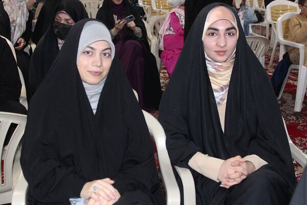 برگزاری مراسم ولادت حضرت فاطمه زهرا (س) در بهارستان‌دو با حضور پرشور خانواده ها