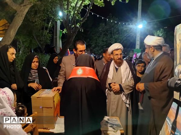 حضور مدیر کل خراسان شمالی در هفتاد و سومین شب از اجتماعات شبانه در شهر غلامان
