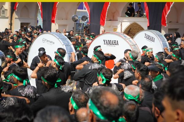 مراسم عاشورای حسینی در مشهد اردهال کاشان