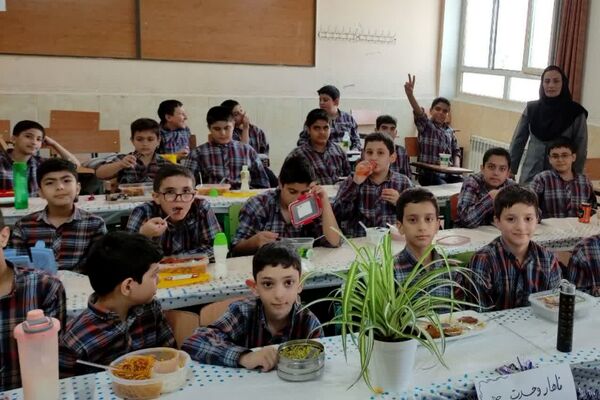  ناهار وحدت موج همدلی و صمیمیت