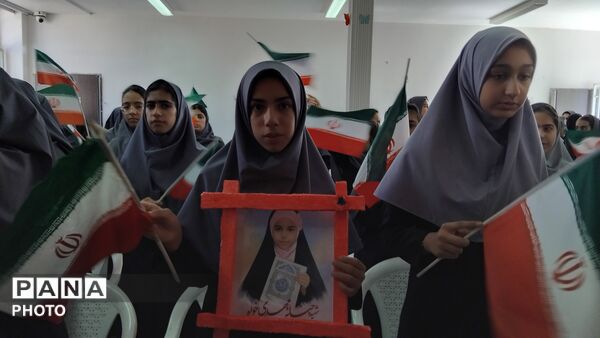 جشن جوانه ها در دبیرستان دخترانه شهید حسن انصاری