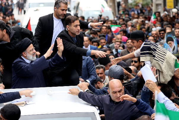 خادم‌الرضا تا آخرین لحظه خادم مردم بود