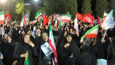 مراسم گرامیداشت آقای شهید ایران و یادبود شهدای شهرستان فلاورجان در اردوگاه شهید بهشتی اصفهان برگزار شد