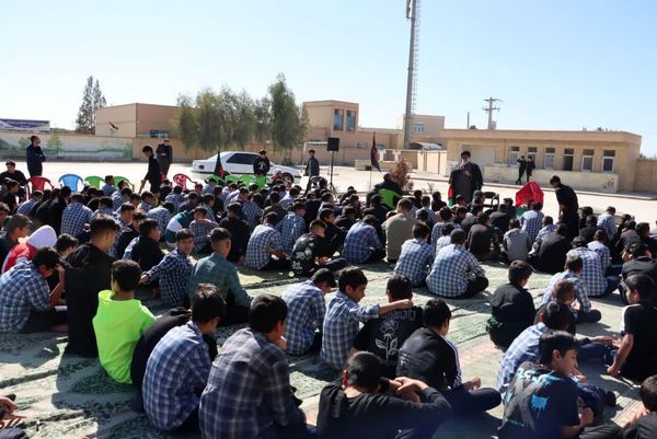 حضور معنوی امام‌جمعه بافق در مراسم سوگواری دبیرستان مناجات