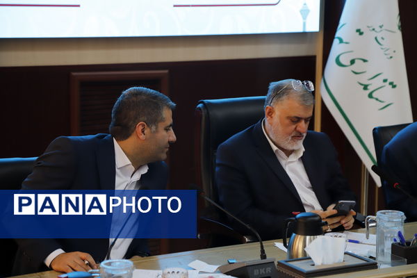 آغاز به‌کار نشست مشترک مدیران مناطق با استاندار تهران 