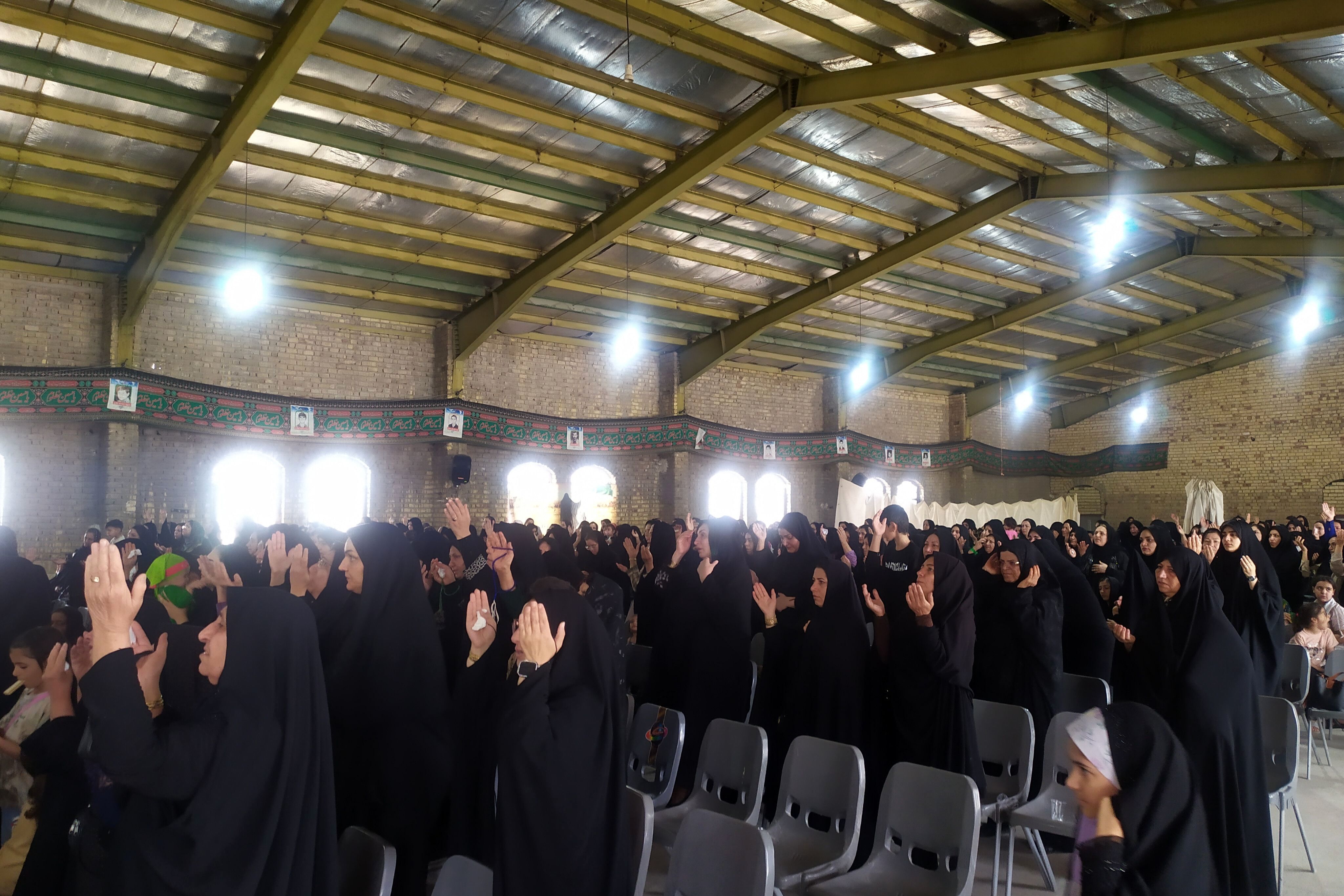 همایش شیرخوارگان حسینی در شهر لپویی