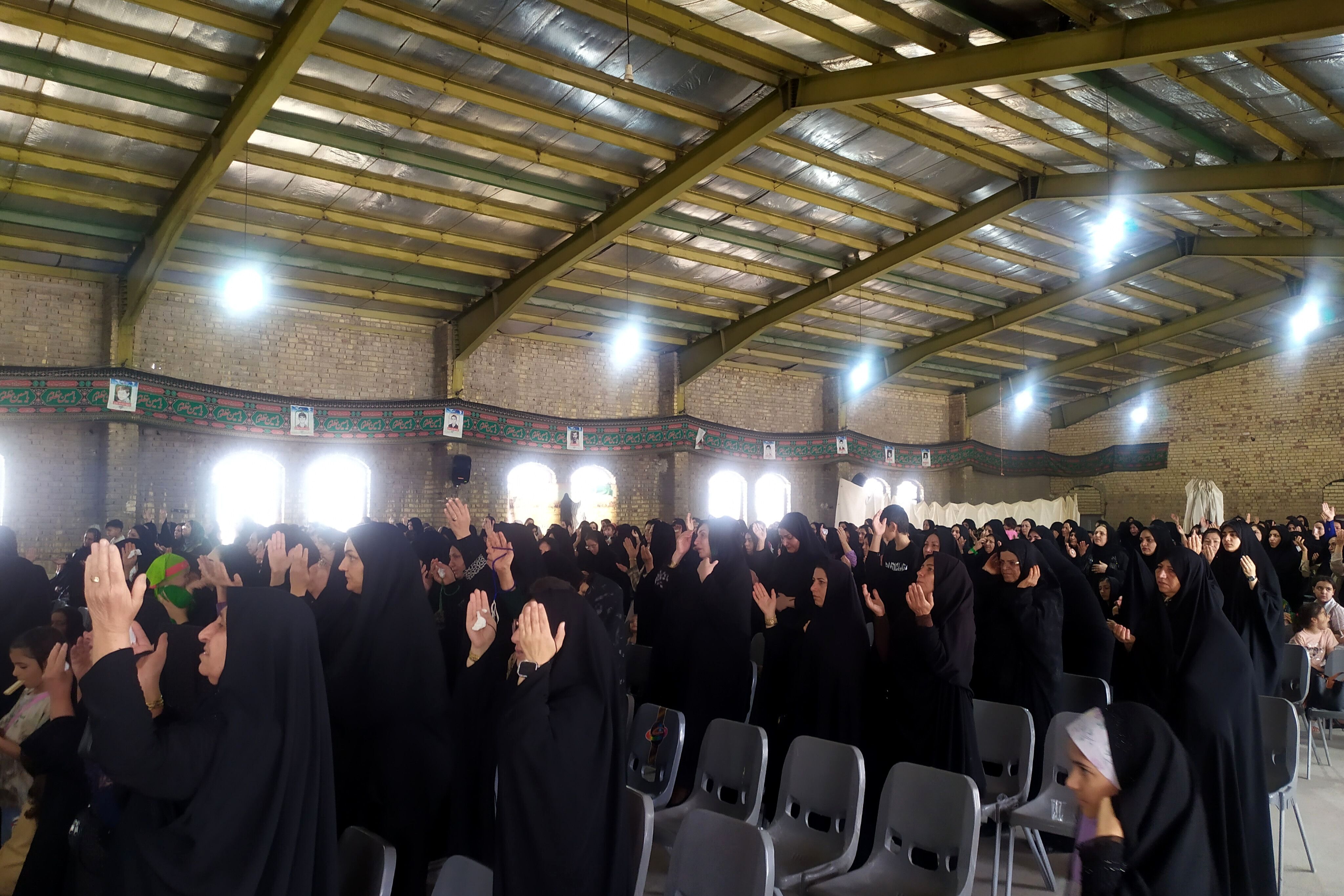 همایش شیرخوارگان حسینی در شهر لپویی