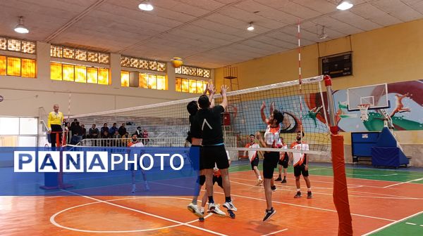 افتتاحیه مسابقات والیبال به‌مناسبت دهه مبارک فجر در نیشابور