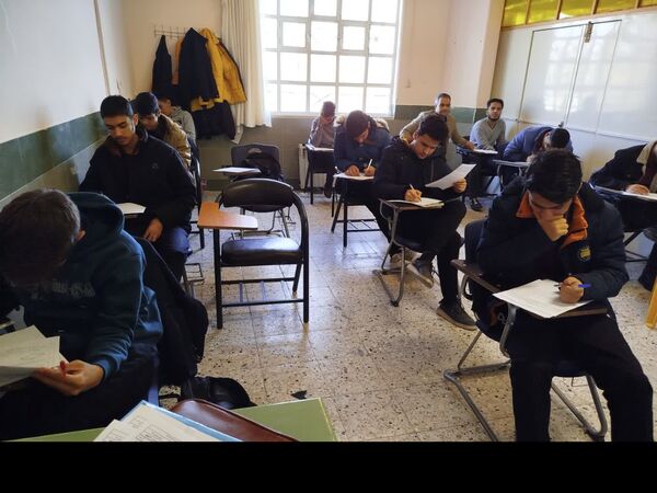 اولین آزمون پایش برای دانش‌آموزان دهم، یازدهم و دوازدهم دبیرستان نمونه آیت‌الله خامنه‌ای