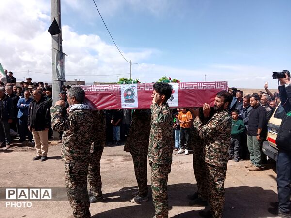 مراسم تشیع پیکر مطهر شهید علی اکبر خوافی در میان‌جلگه روستای سالاری 