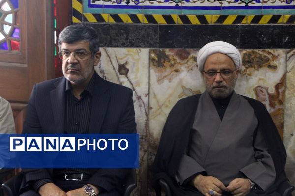 بزرگداشت شهدای مدافع وطن در یزد