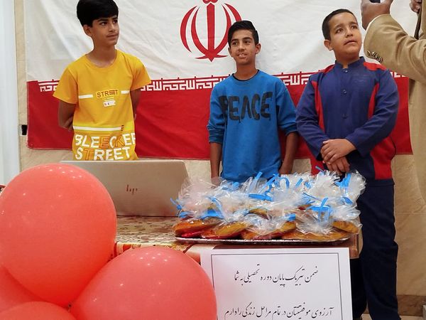 جشن فارغ‌التحصیلی  دانش‌آموزان پایه ششم دبستان شهید پسندیده  فدافن