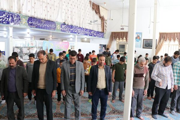 بازدید مدیر آموزش‌وپرورش شهرستان ابرکوه ازاعتکاف دانش آموزان