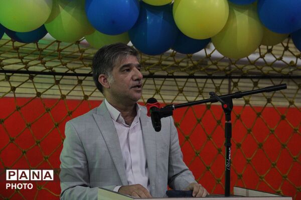 آغاز مسابقات ورزشی دانش‌آموزان پسر منطقه ۴ کشور در همدان