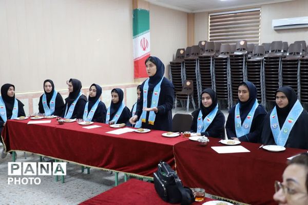 مطالبات بی‌واسطه شورای دانش‌آموزی مدرسه شهید مسافری تبریز با مسوولان وزارت آموزش و پرورش 