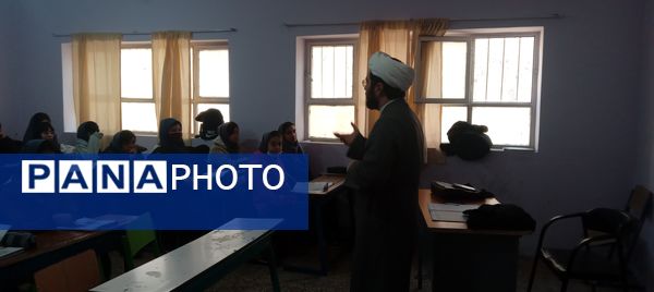 گفتمان دینی و تربیت‌دینی و رفع شبهات در آموزشگاه بنت الهدی یک