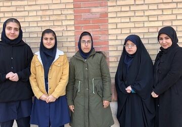 معرفی دانش‌آموزان مقام‌آور کشوری آموزشگاه ناشنوایان الهام ناحیه دو شهرری 