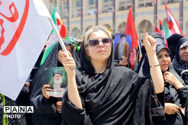 قسم به این مشت گره کرده