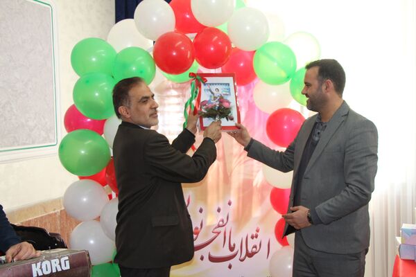 زنگ انقلاب در تبریز