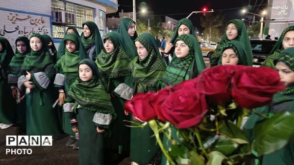 از پاسداران انقلاب در شب مقاومت و خونخواهی تجلیل شدند