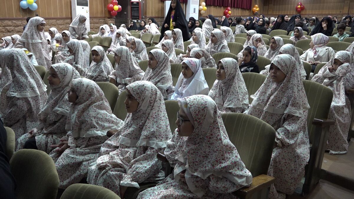 اجرای طرح دختران ماه در مجتمع نور قم