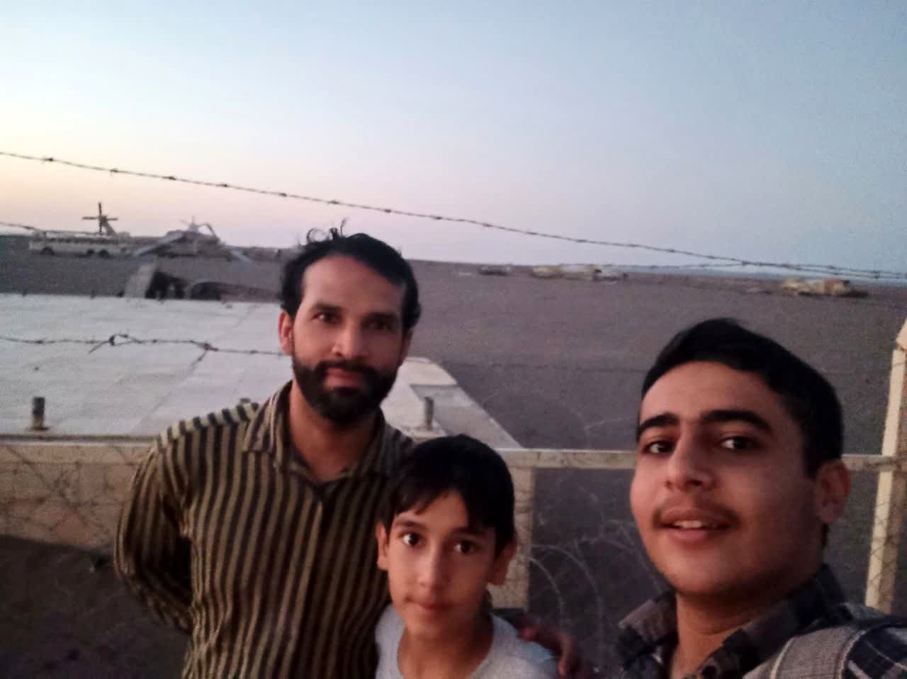 دانش آموز اشکذری جواب یاوه گویی های رئیس جمهور آمریکا را با یک عکس معنادار داد