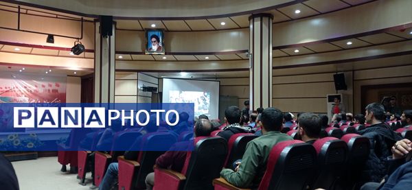 گردهمایی و تقدیر از خادمین شهدا در اداره اوقاف اسلامشهر 